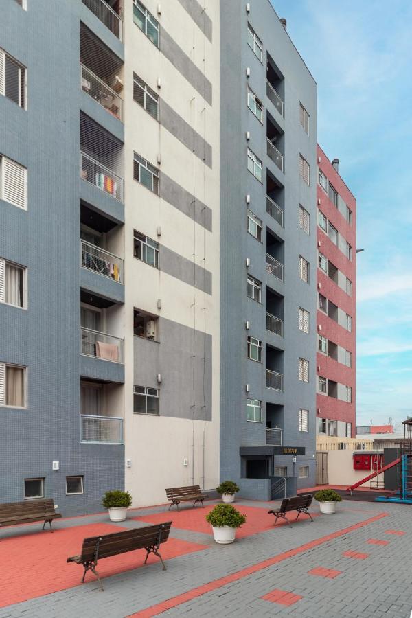 Family Space Curitiba/Vaga De Garagem Gratis Extérieur photo