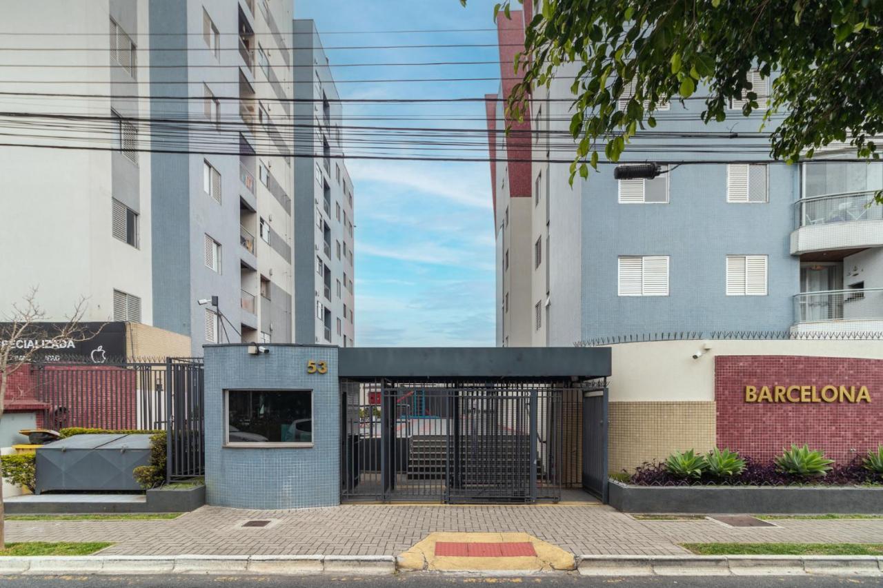 Family Space Curitiba/Vaga De Garagem Gratis Extérieur photo